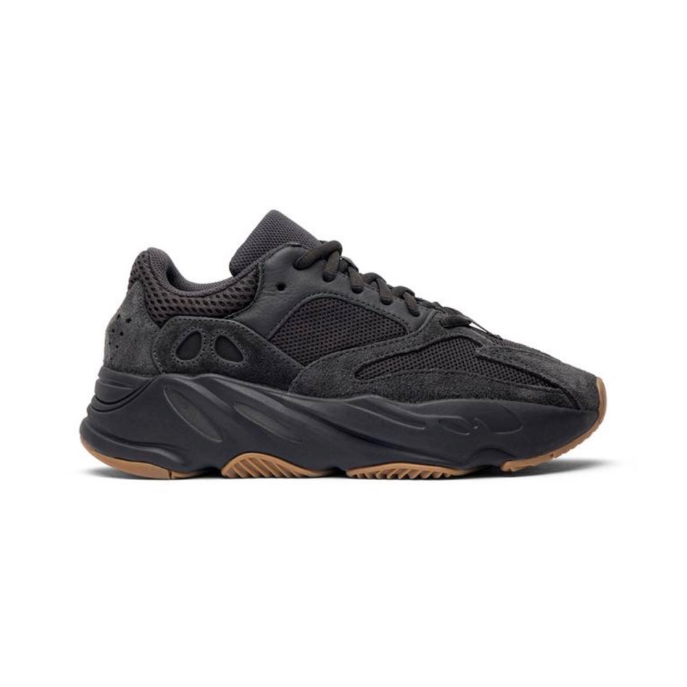 Yeezy Boost 700 “utility black”